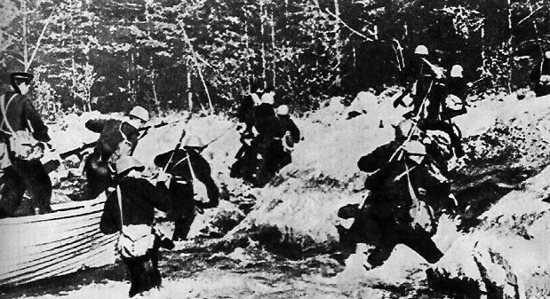 Soviet Marines landing on an island near Hanko