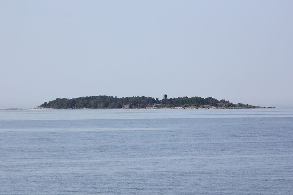Kuvasaary Coastal Artillery Fortress